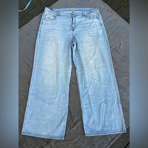 American Eagle Low Rise Skater Jeans